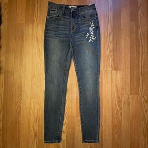 Harper Heritage Blue Denim Jeans w Embroidery Size 27